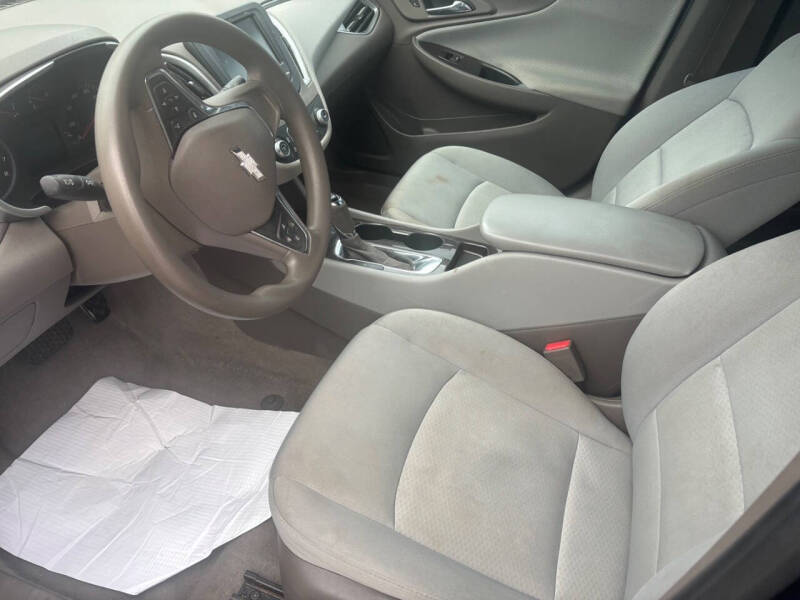 2017 Chevrolet Malibu LS