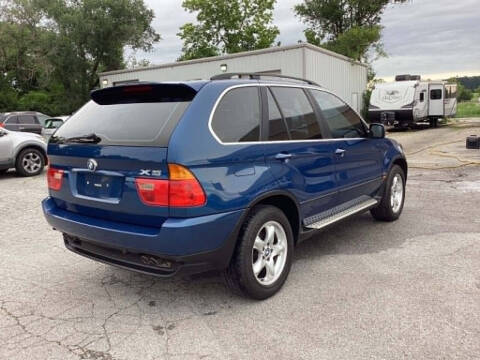 2002 BMW X5 4.4i