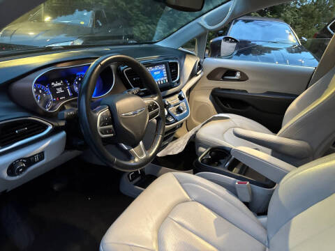 2019 Chrysler Pacifica Touring L