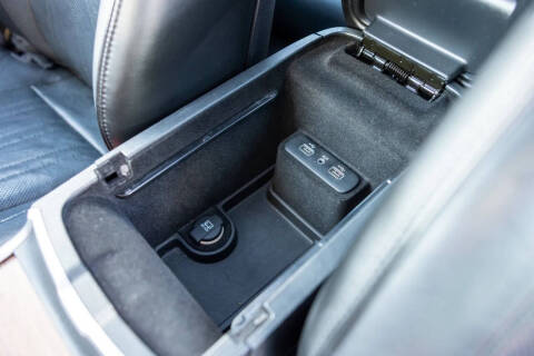 2017 Chrysler 300 C Platinum