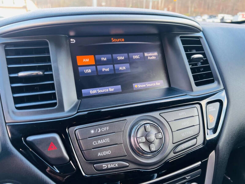 2017 Nissan Pathfinder