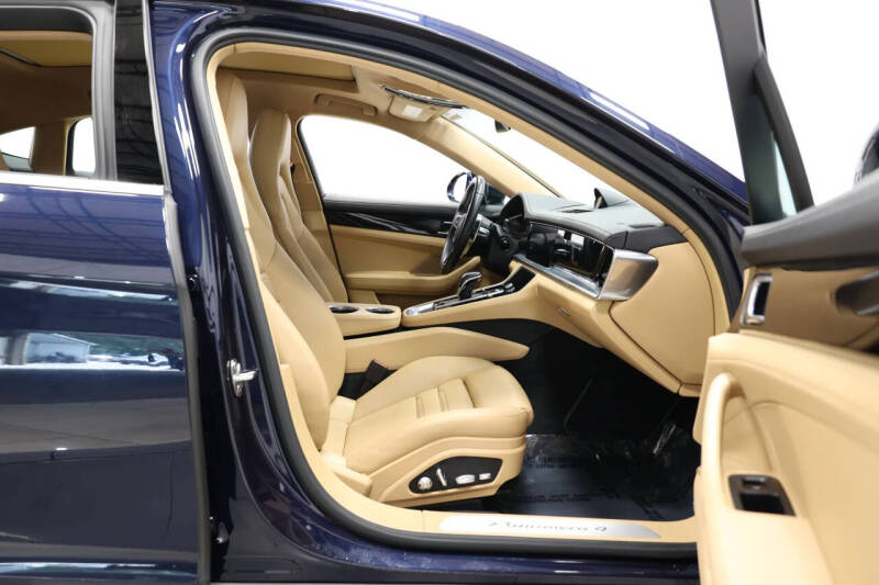 2018 Porsche Panamera