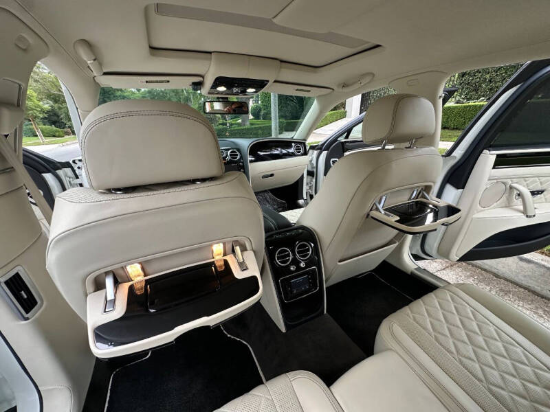 2018 Bentley Flying Spur V8