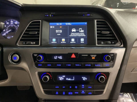 2017 Hyundai Sonata Hybrid SE