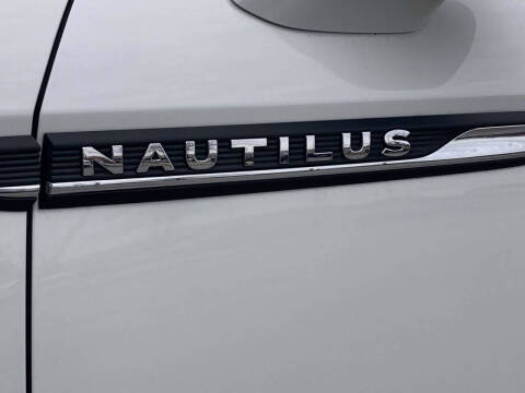 2021 Lincoln Nautilus Standard