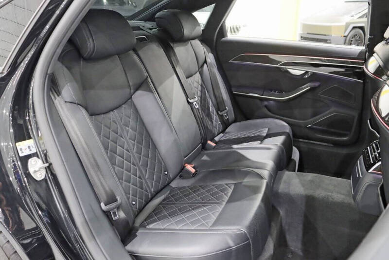 2022 Audi S8 4.0T quattro