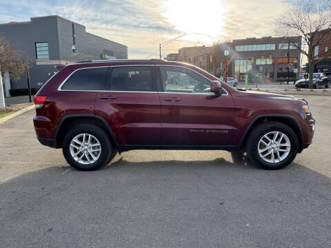 2018 Jeep Grand Cherokee Laredo
