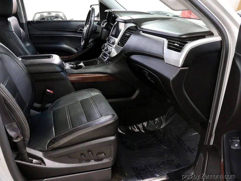 2017 GMC Yukon XL SLT