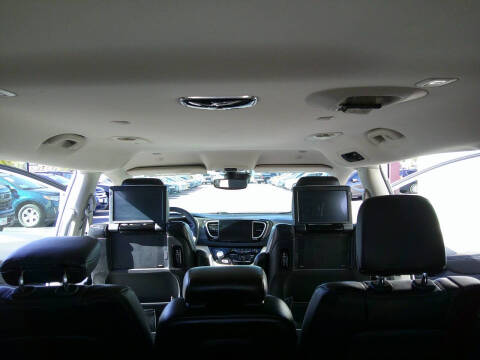 2022 Chrysler Pacifica Touring L