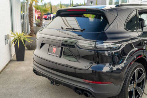 2022 Porsche Cayenne