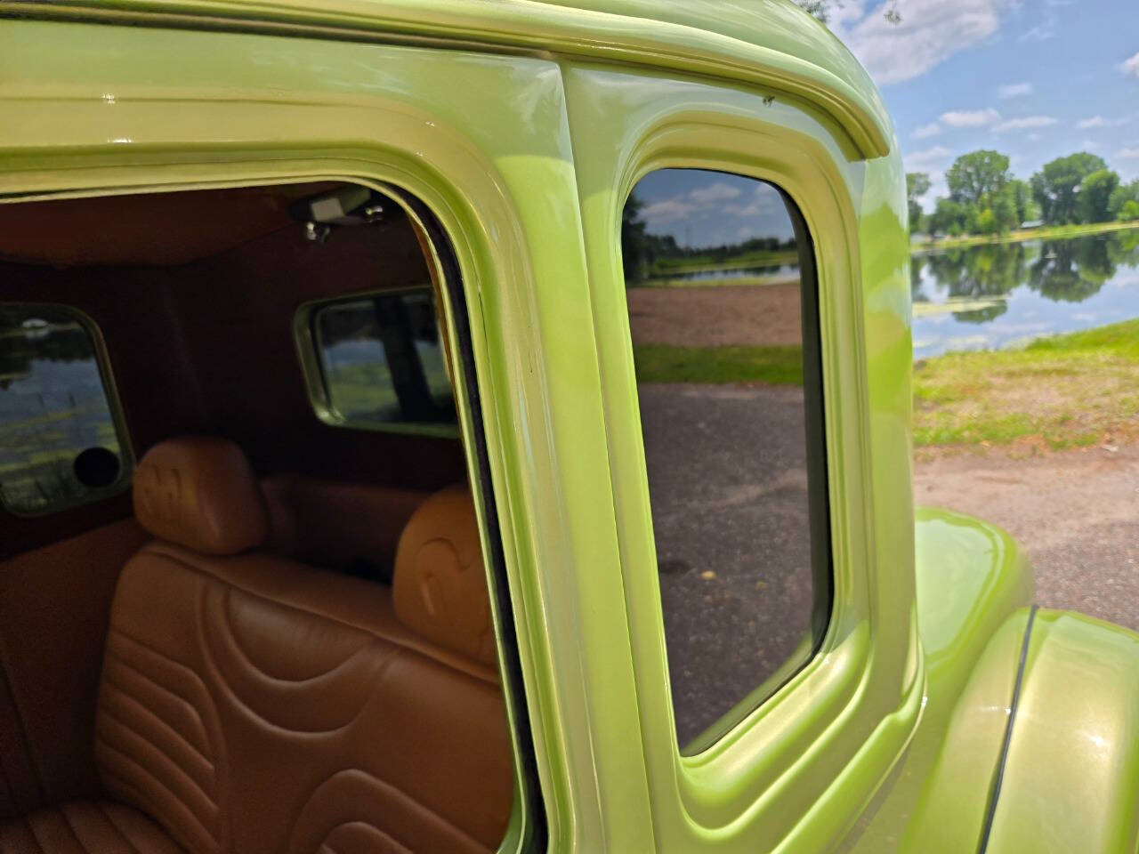 1930 Dodge 5-Window Coupe 97