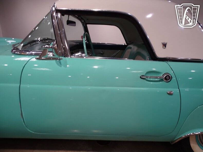 1955 Ford Thunderbird