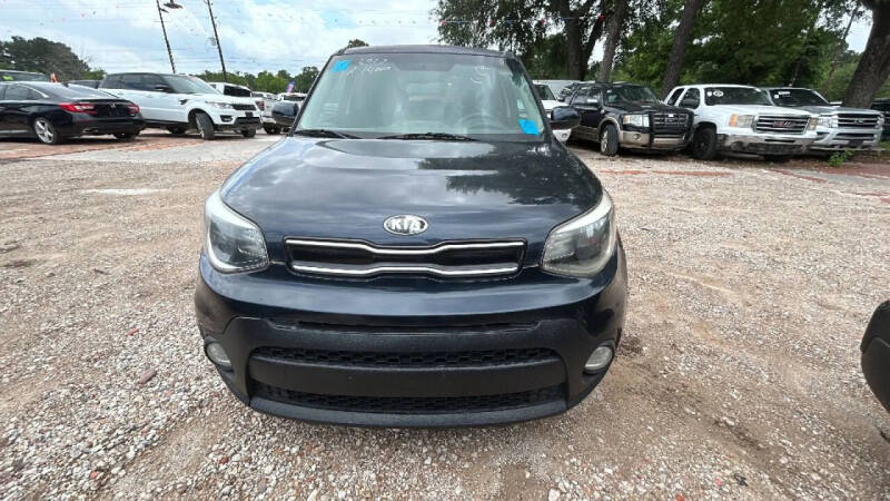 2017 Kia Soul +