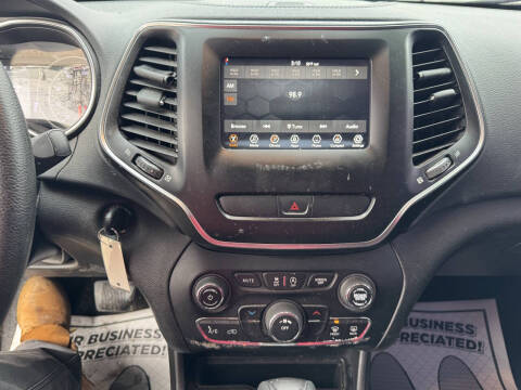 2019 Jeep Cherokee Latitude