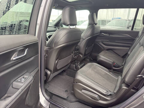 2025 Jeep Grand Cherokee L