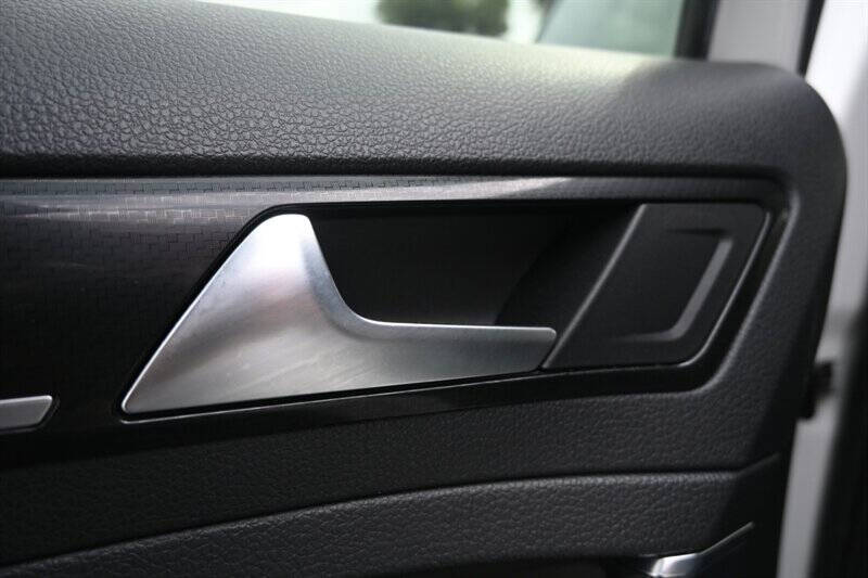 2019 Volkswagen Golf R 4Motion