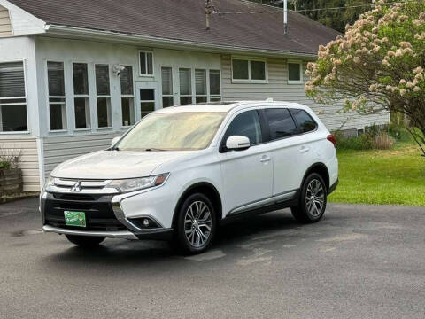 2017 Mitsubishi Outlander SE