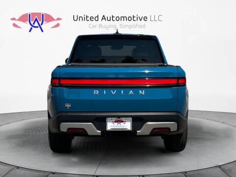 2022 Rivian R1T Adventure
