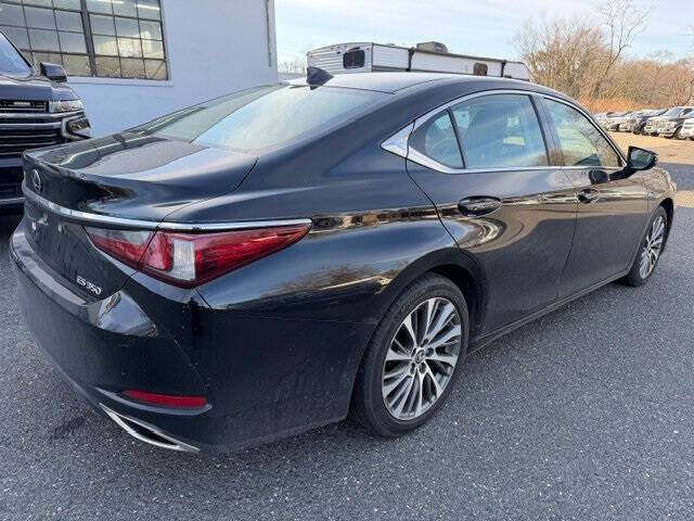 2019 Lexus ES 350