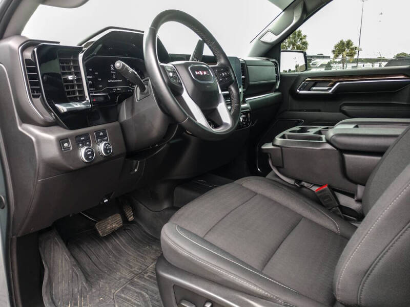 2024 GMC Sierra 1500