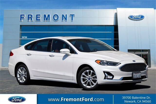 2020 Ford Fusion Energi Titanium