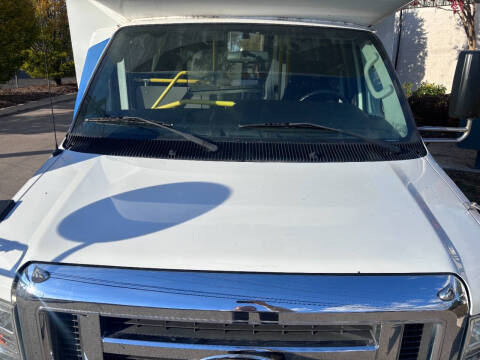 2015 Ford E-Series E-450 SD