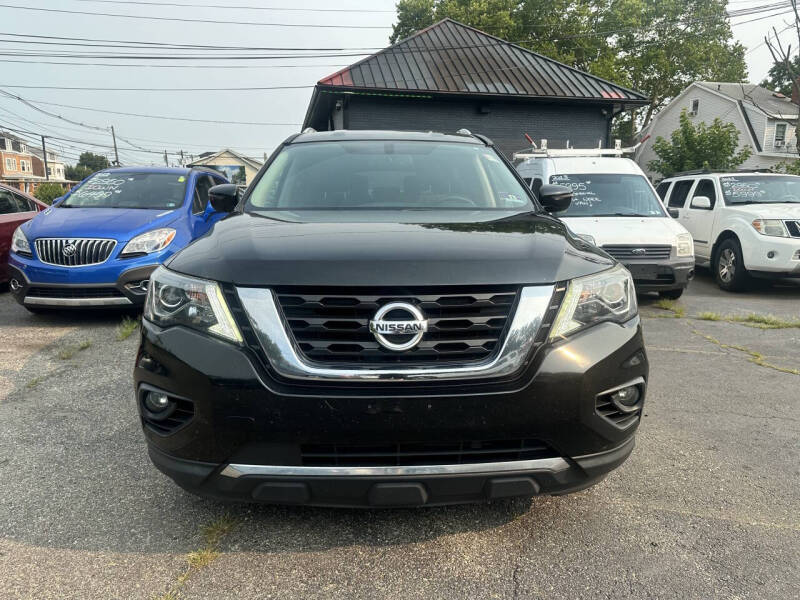 2019 Nissan Pathfinder SL