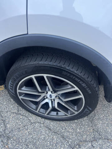 2016 Ford Explorer Sport