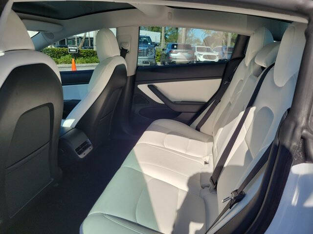 2020 Tesla Model 3 Standard Range
