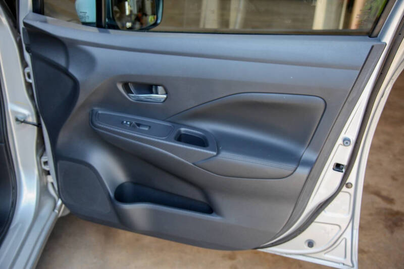 2020 Nissan Versa SV