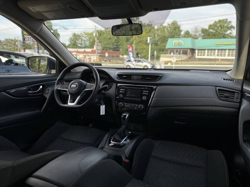 2017 Nissan Rogue S
