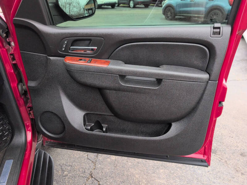 2014 Chevrolet Suburban LTZ