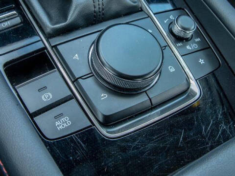 2025 Mazda Mazda3 Sedan 2.5 S Carbon Edition