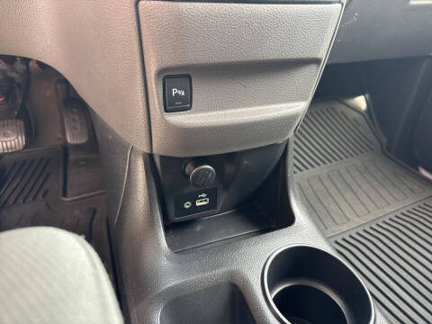 2020 Nissan NV200 SV