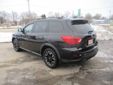 2020 Nissan Pathfinder SV