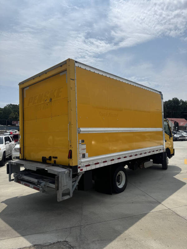 2018 Hino 155