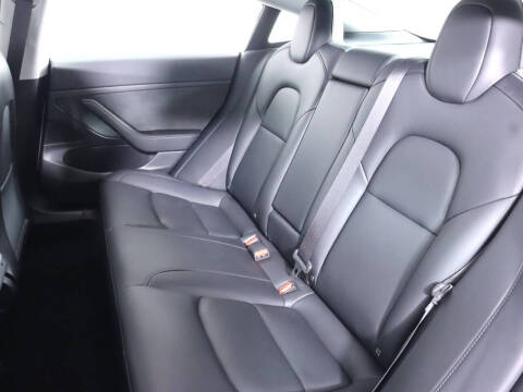 2020 Tesla Model 3 Standard Range Plus