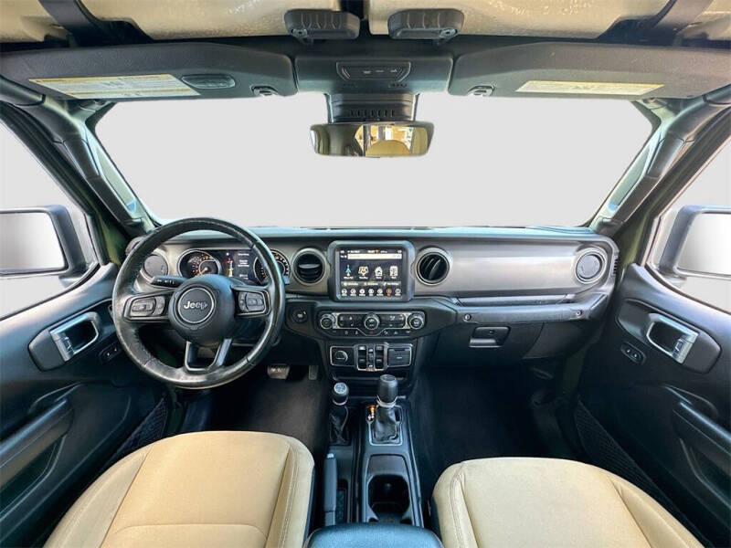 2021 Jeep Gladiator Sport