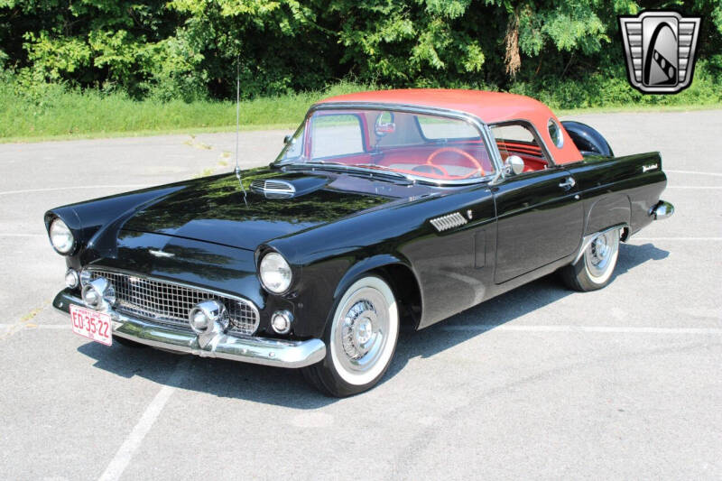 1956 Ford Thunderbird
