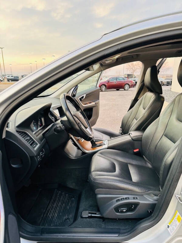 2017 Volvo XC60 T6 Inscription