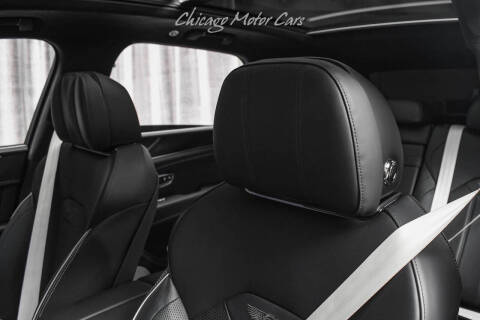 2023 Bentley Bentayga Hybrid