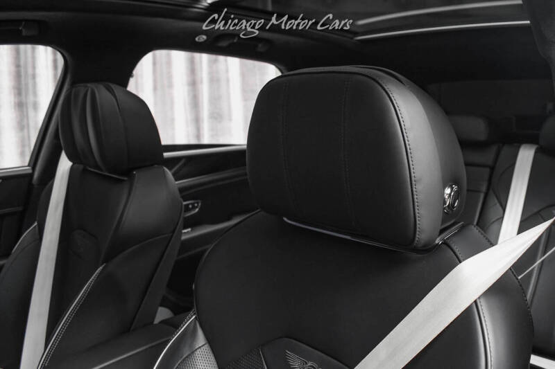 2023 Bentley Bentayga Hybrid