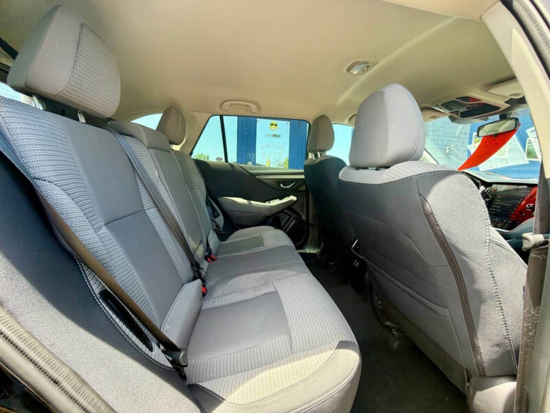 2023 Subaru Outback Premium