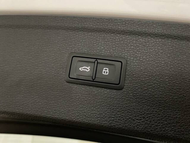 2023 Audi Q5 quattro Premium Plus 40 TFSI