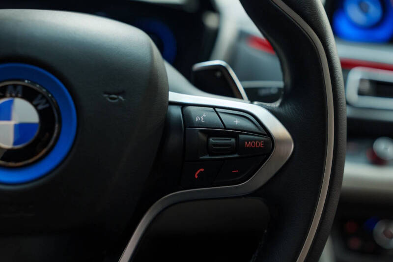 2015 BMW i8