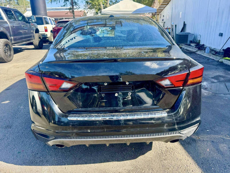 2019 Nissan Altima 2.5 SR