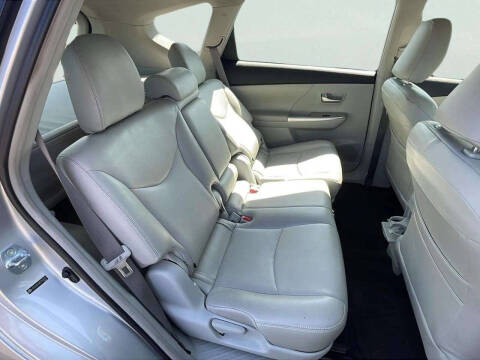 2012 Toyota Prius v Two