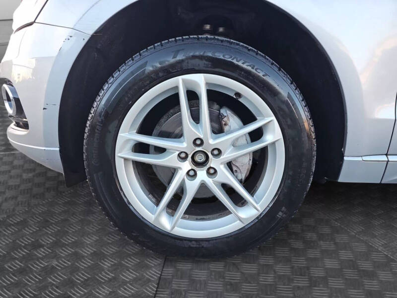 2016 Audi Q5 2.0T quattro Premium Plus