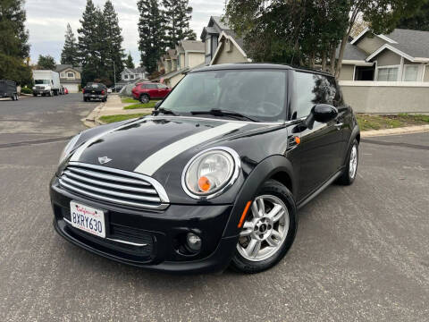 2013 MINI Hardtop Cooper