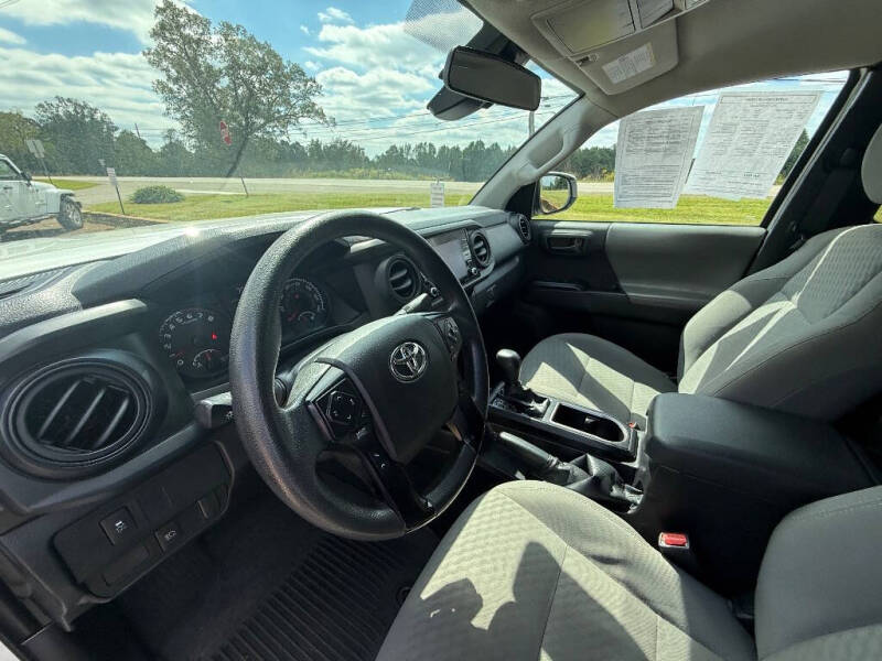 2022 Toyota Tacoma SR5